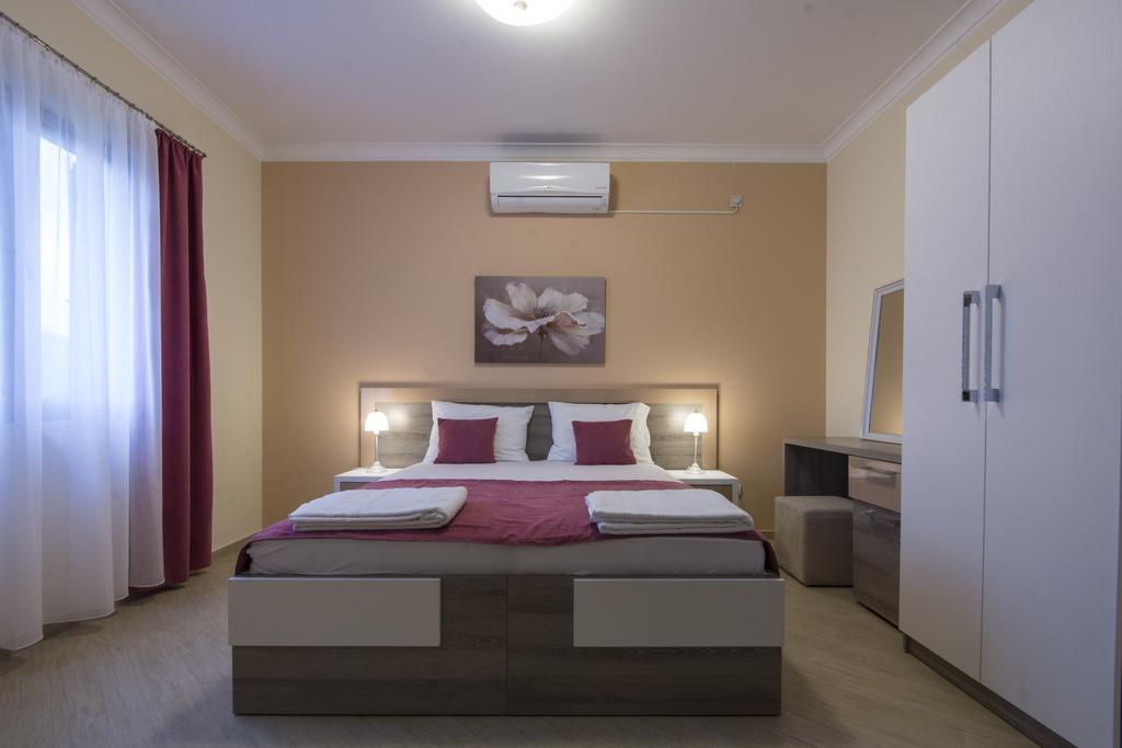 Jedro Apartmani Херцег Нови Екстериор снимка