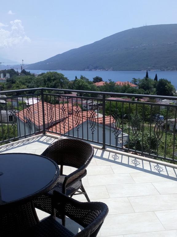 Jedro Apartmani Херцег Нови Екстериор снимка
